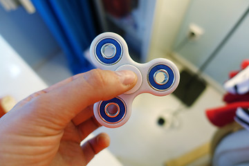 Image showing white fidget spinner