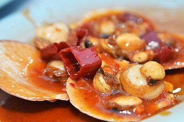 Image showing Scallop in its shell cook with chili