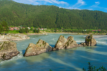 Image showing Fast mountain river Katun