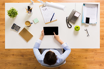 Image showing businesswoman with tablet pc at office