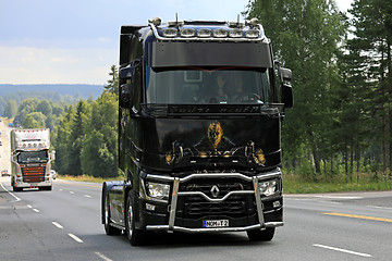 Image showing Renault Trucks T Ghostrider in Truck Convoy