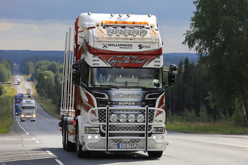 Image showing Customized Scania R730 Logging Truck in Convoy