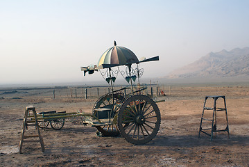 Image showing Old cart