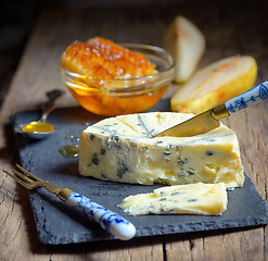 Image showing Blue Cheese and honey