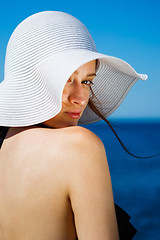 Image showing Charming model in straw hat