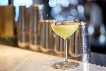 Image showing glass of cocktail at bar