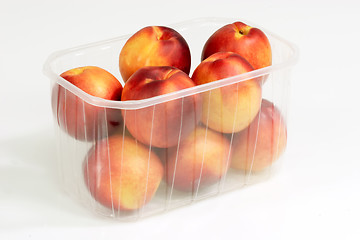 Image showing Nectarines in a box