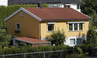 Image showing Yellow house.