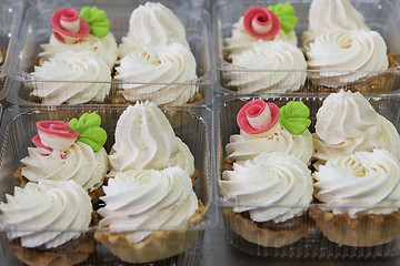 Image showing Ready mini cakes