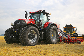 Image showing New Case IH Optum CVX 300 Tractor