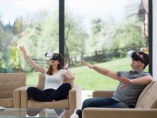 Image showing Couple using virtual reality headset