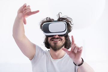 Image showing Man using headset of virtual reality