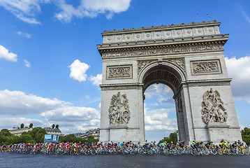 Image showing The Peloton in Paris - Tour de France 2016