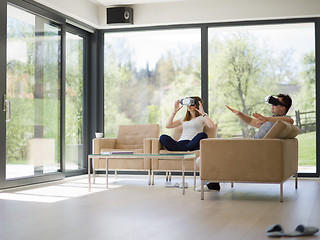 Image showing Couple using virtual reality headset