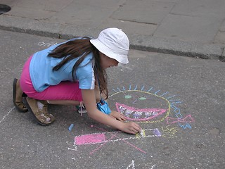 Image showing Girl Drawing