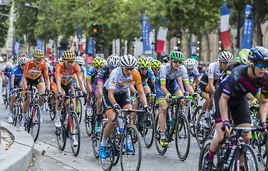 Image showing Inside the Feminine Peloton in Paris - La Course by Le Tour de F