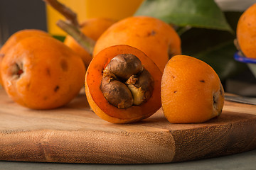 Image showing loquats on kitchen counter