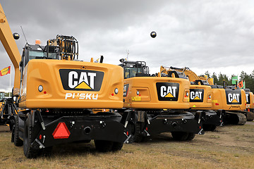 Image showing Cat Heavy Equipment on Display