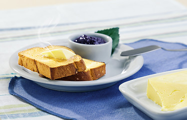 Image showing healthy breakfast with toast