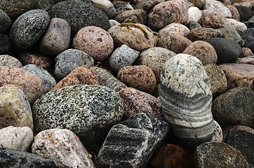 Image showing many stones of different shapes