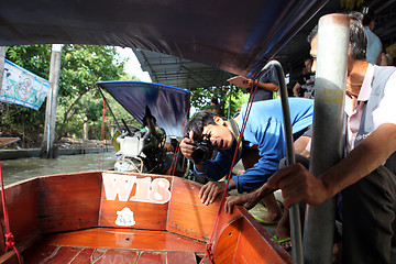 Image showing Thai paparazzi take a pictures