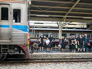 Image showing Mourners at Hua Lamphong Station in Bangkok