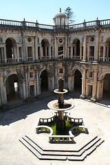 Image showing Fountain at Tomar