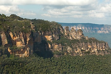 Image showing The Three Sisters in the Blue mountains