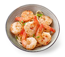 Image showing Bowl of spaghetti and fried prawns