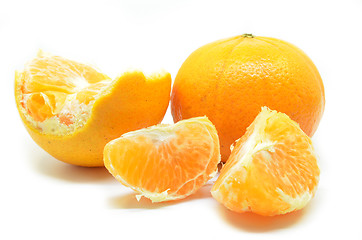 Image showing Mandarin oranges with segments