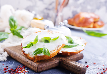 Image showing bread with cheese