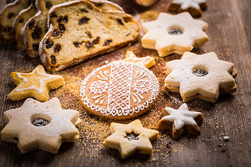 Image showing Christmas stollen with cookies