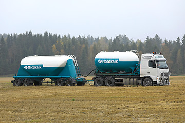 Image showing Volvo FH Agrilime Transporter on Stubble Field