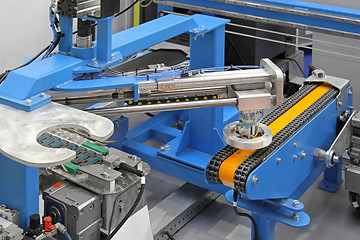 Image showing Robotic conveyor system