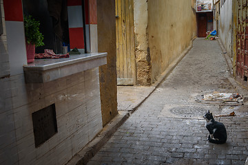 Image showing Traditional Moroccan market (souk) in Fez, Morocco