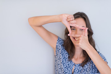 Image showing woman showing framing hand gesture