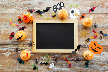 Image showing blank chalkboard and halloween party decorations