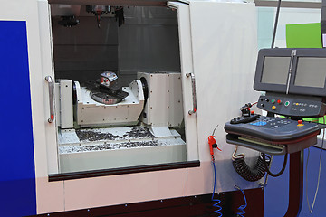 Image showing Machining center