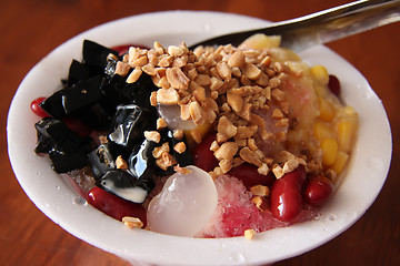 Image showing Shaved ice dessert