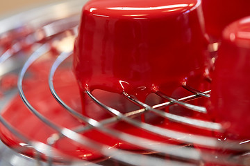 Image showing mirror glaze cakes at pastry shop