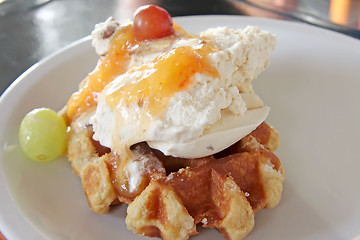 Image showing Ice cream waffle