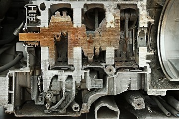 Image showing Engine cut in hhalf