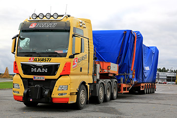 Image showing Yellow MAN TGX of Silvasti Heavy Hauls Wide Load