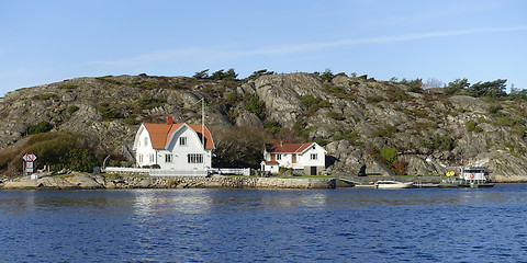 Image showing House near the sea