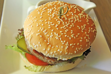 Image showing Fancy cheeseburger