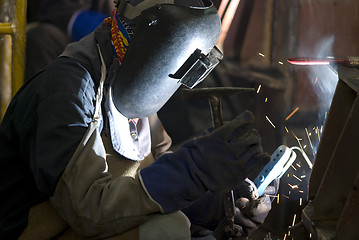 Image showing Welder at work