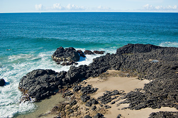 Image showing seashore rocks