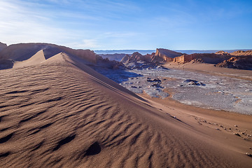 Image showing Sand dunes in Valle de la Luna, San Pedro de Atacama, Chile