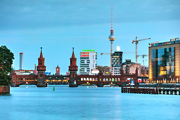 Image showing Berlin cityscape with Oberbaum bridge