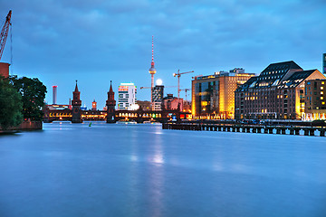 Image showing Berlin cityscape with Oberbaum bridge